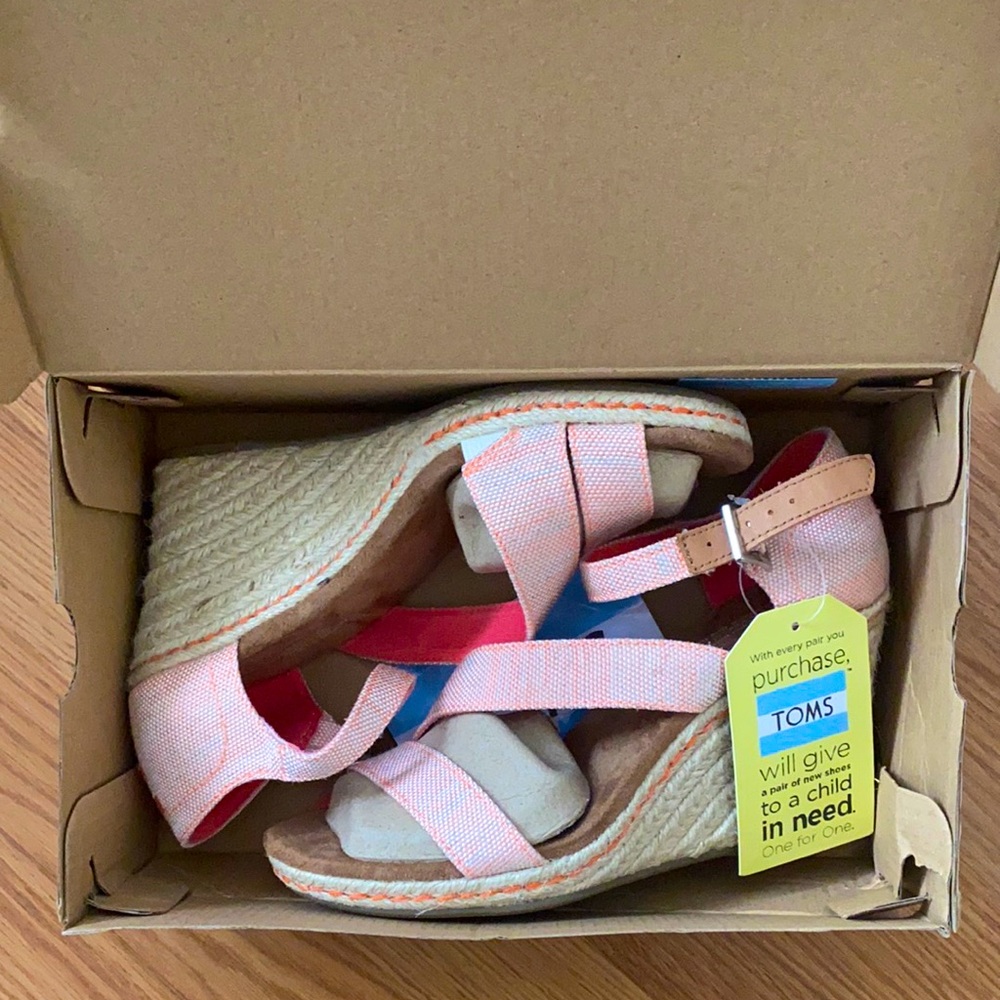 TOMS | Clarissa Wedge Sandal